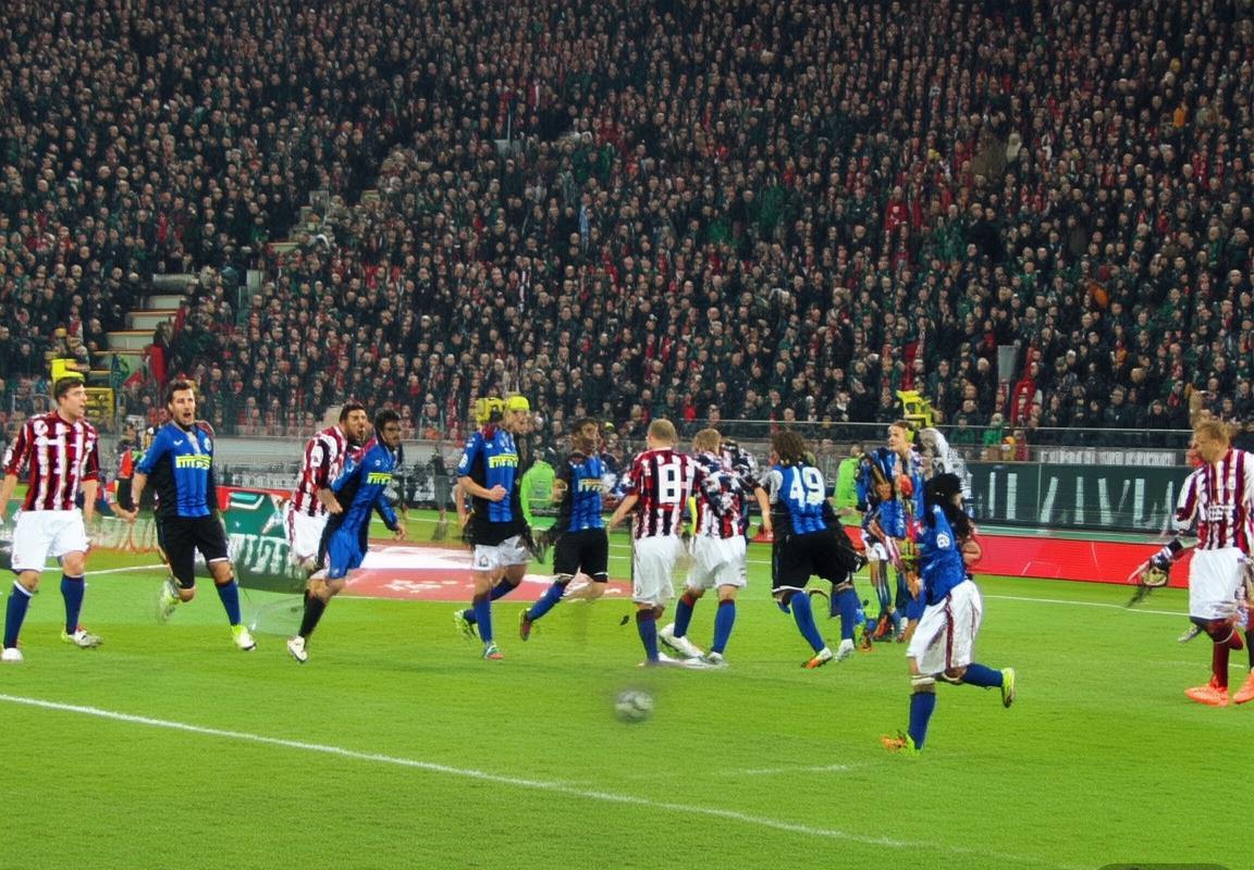 2010意甲经典对决：AC米兰VS国际米兰激情碰撞纪实